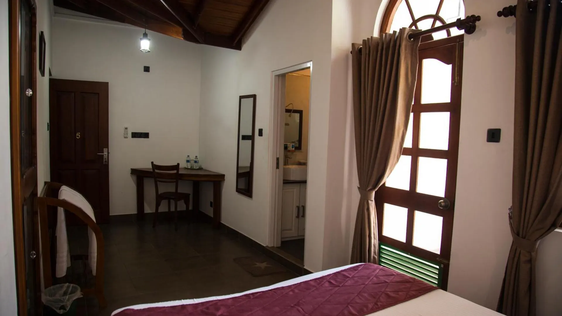 Kan̆Du Kandy Casa de hóspedes